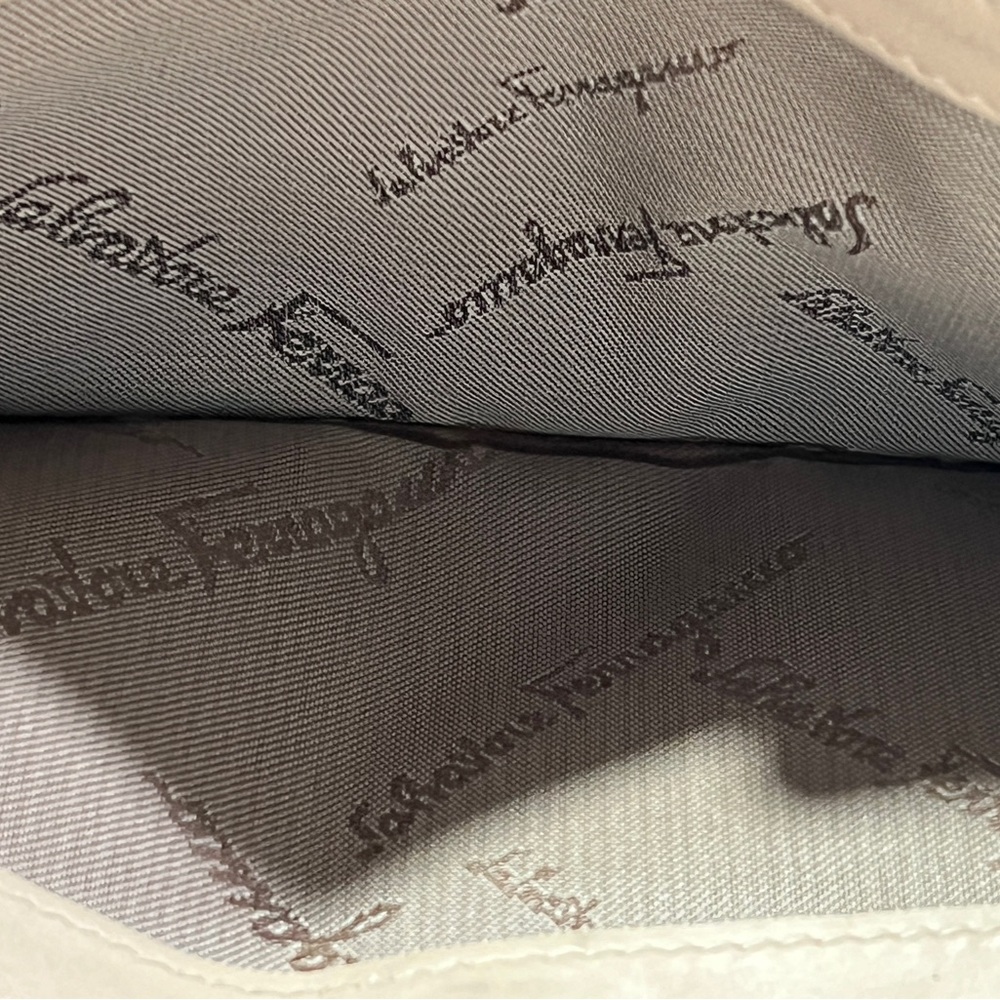 Salvatore Ferragamo Long Wallet - Picture 8 of 8